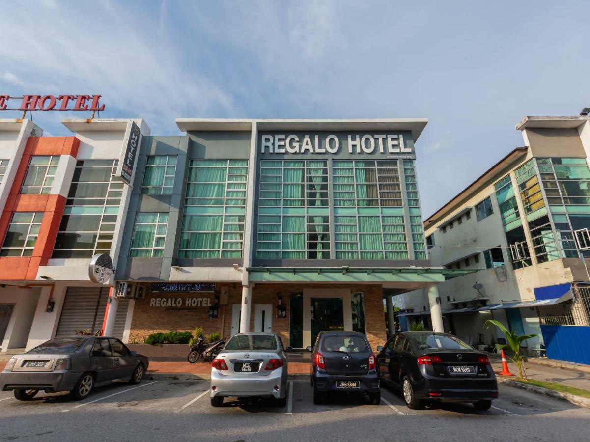 Oyo 1009 Regalo Hotel Malacca Esterno foto